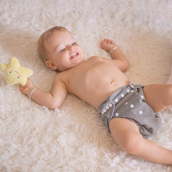 Couche lavable pour bébé